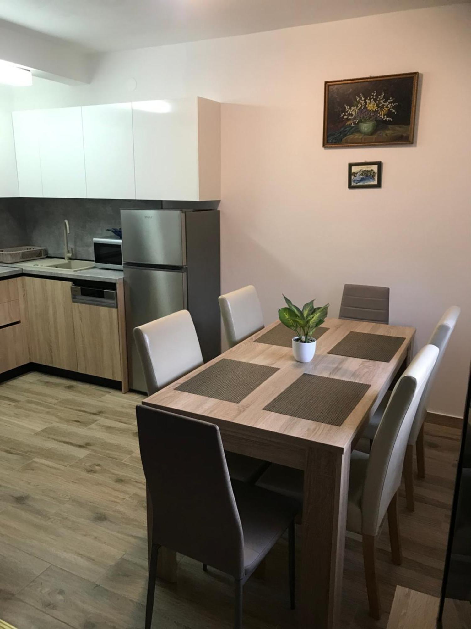 Apartments Renata Smoljanac Extérieur photo