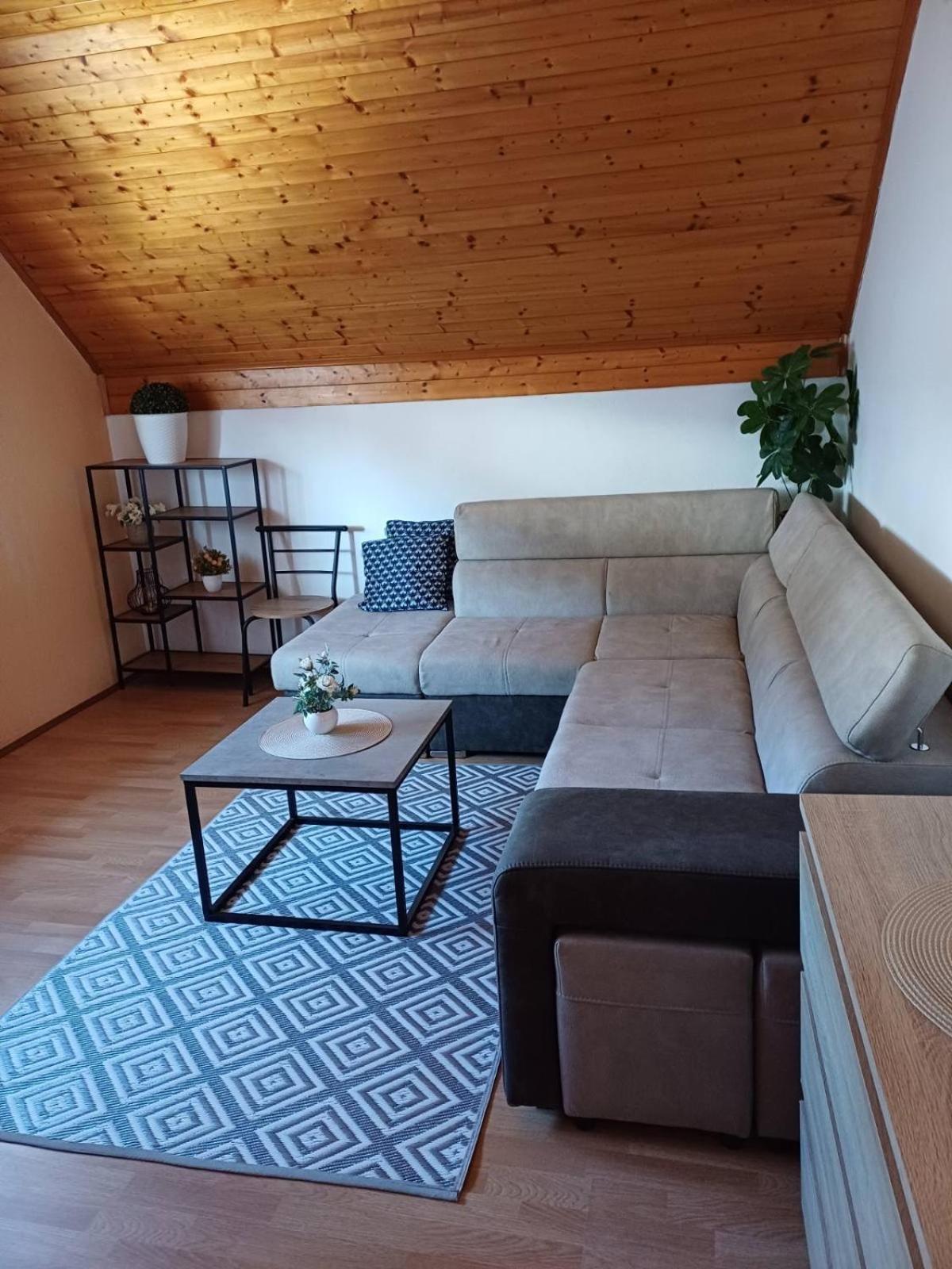 Apartments Renata Smoljanac Extérieur photo